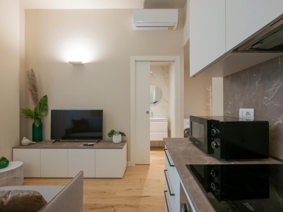 I Host Apartment - Ranzoni 1 ミラノ エクステリア 写真