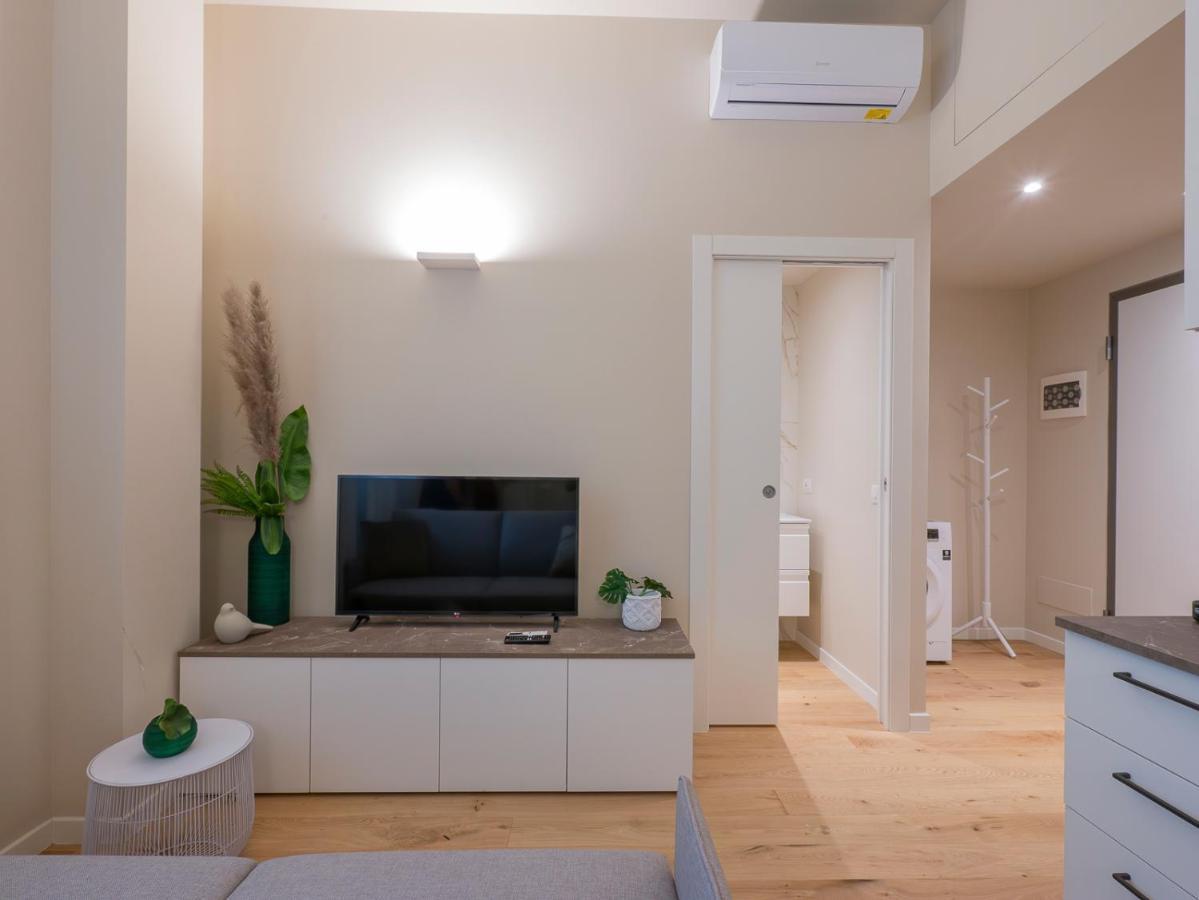 I Host Apartment - Ranzoni 1 ミラノ エクステリア 写真