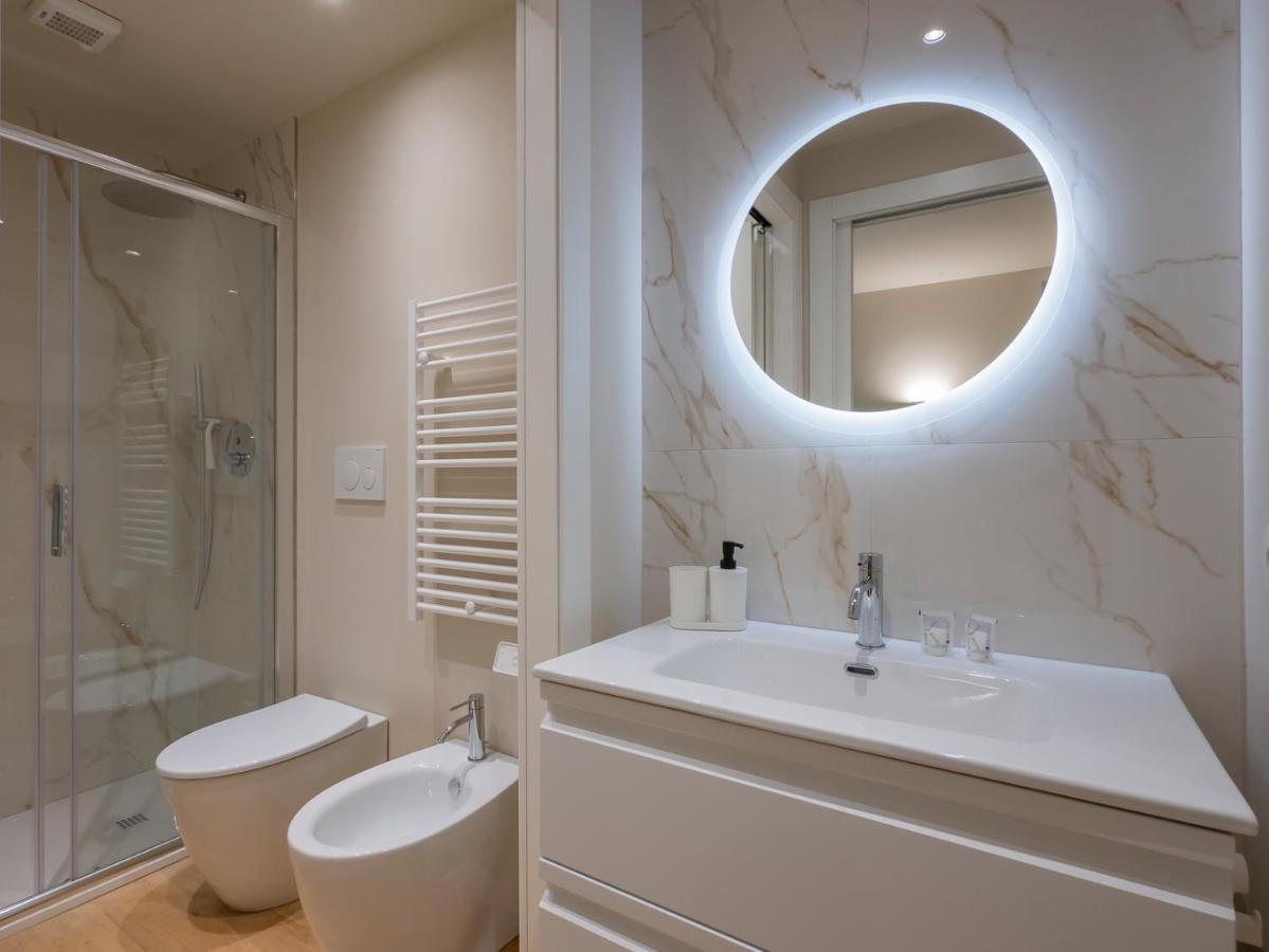 I Host Apartment - Ranzoni 1 ミラノ エクステリア 写真